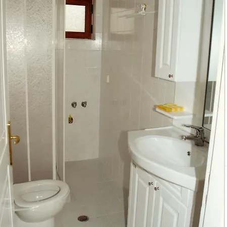 Guest house Platanos